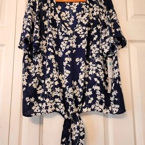 FLORAL BLOUSE